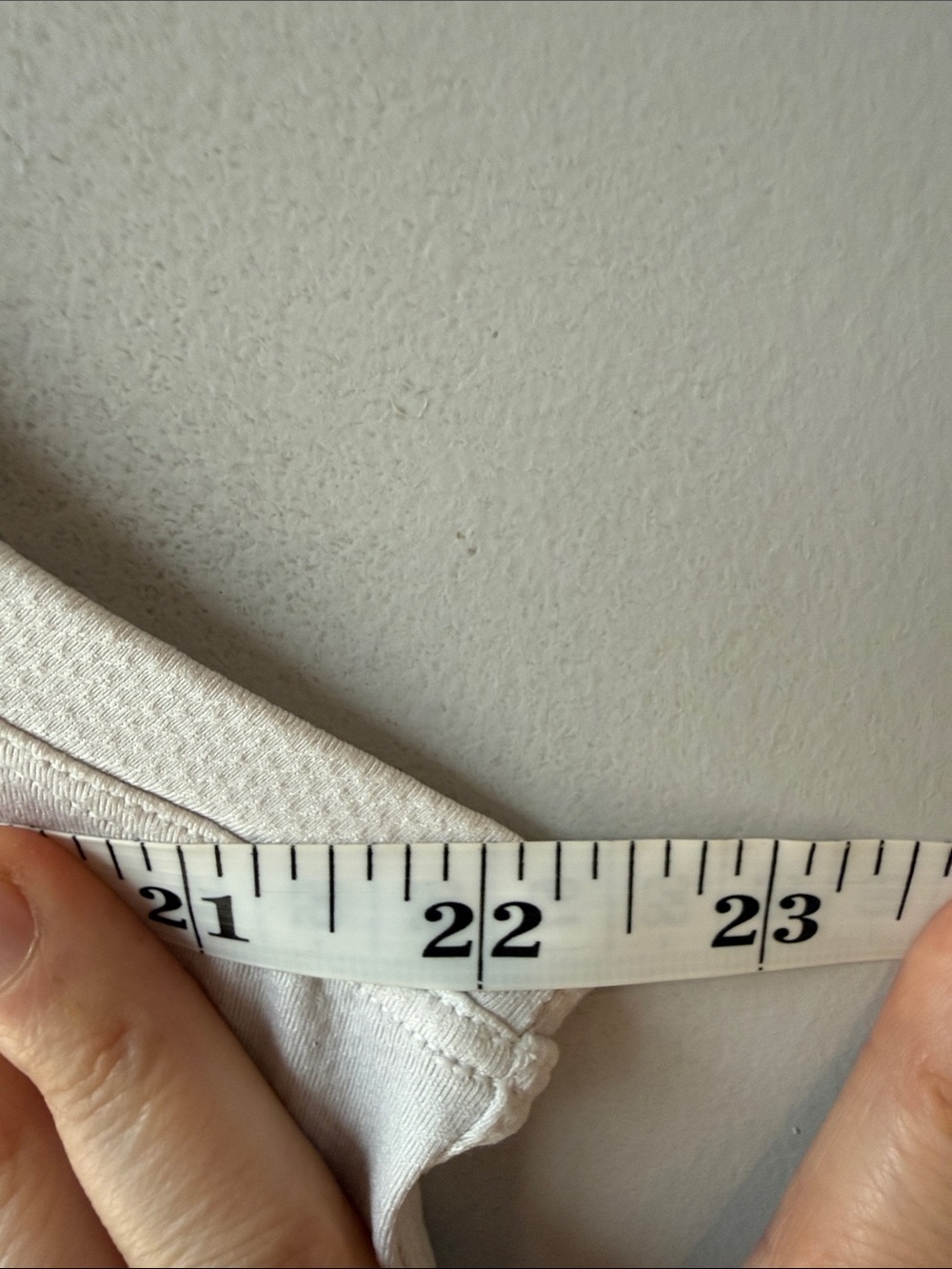 Lululemon Quick Dry Sleevless Polo Shirt - Picture 4 of 8